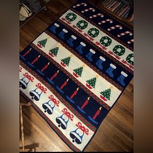 VTG San Marcos Christmas Blanket Reversible Tree Wreath Candy Cane Bell 80X63